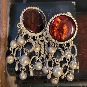 Unique Mother of Pearl Vintage Clip-On Earrings - 1980s Holiday Elegance